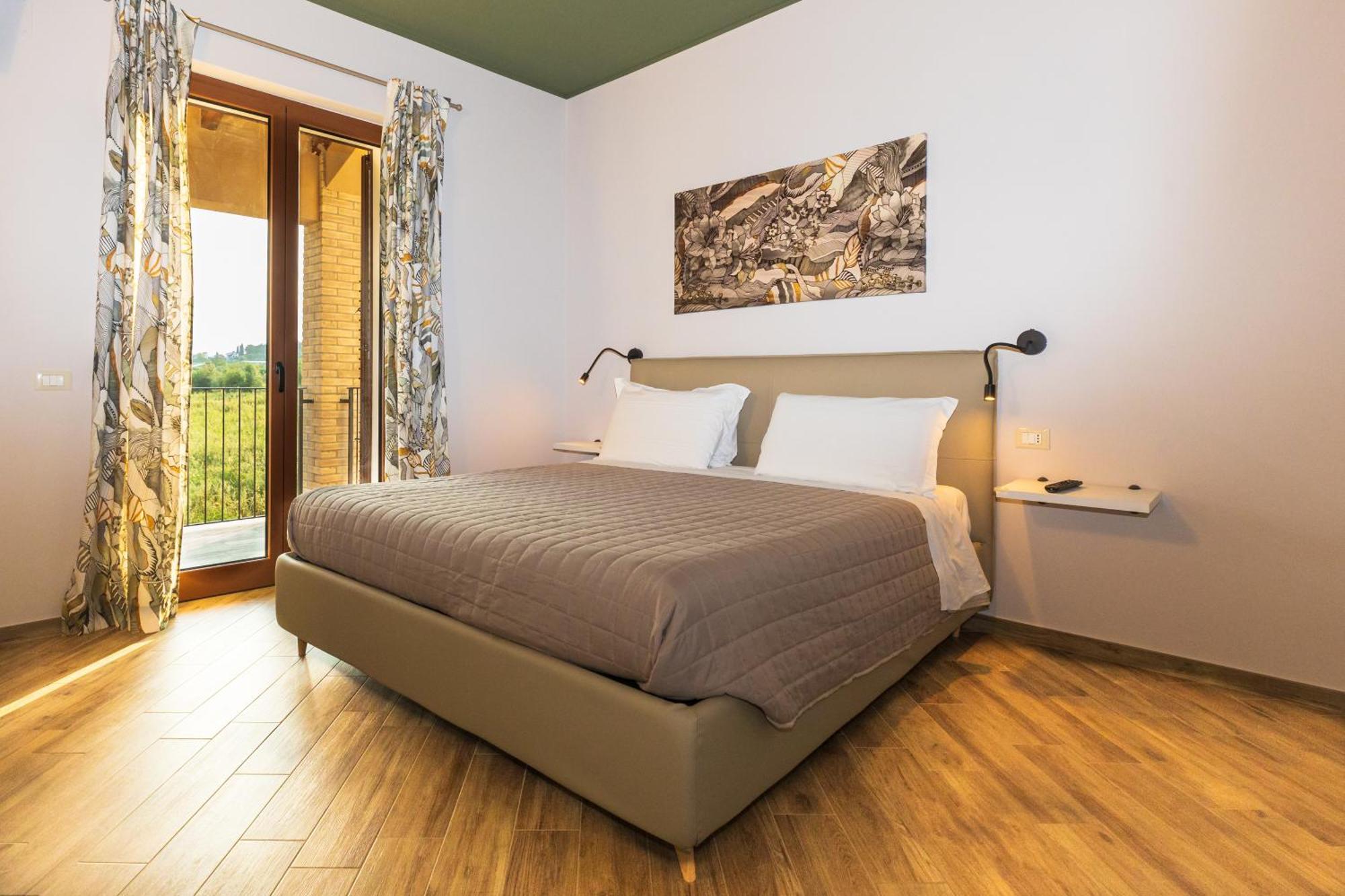 Casale Ferrantino Guest House Giulianova Exterior foto