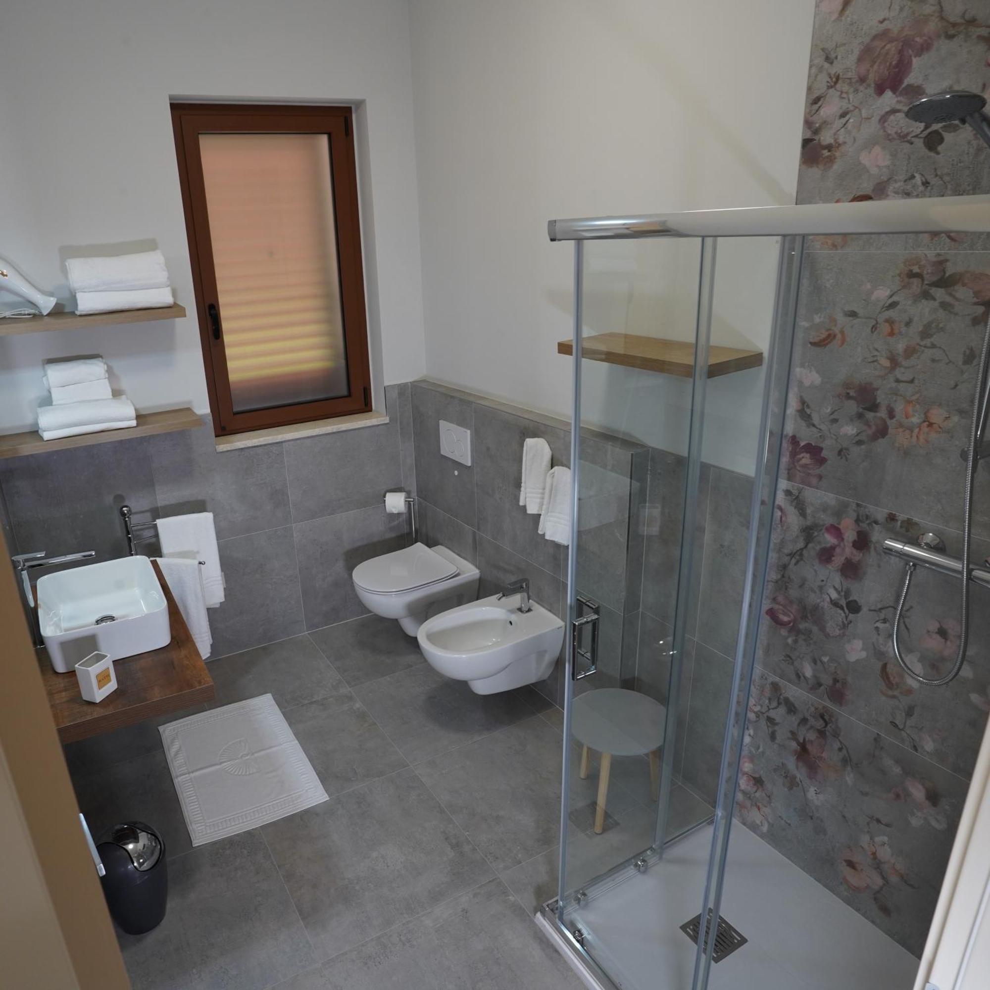 Casale Ferrantino Guest House Giulianova Exterior foto