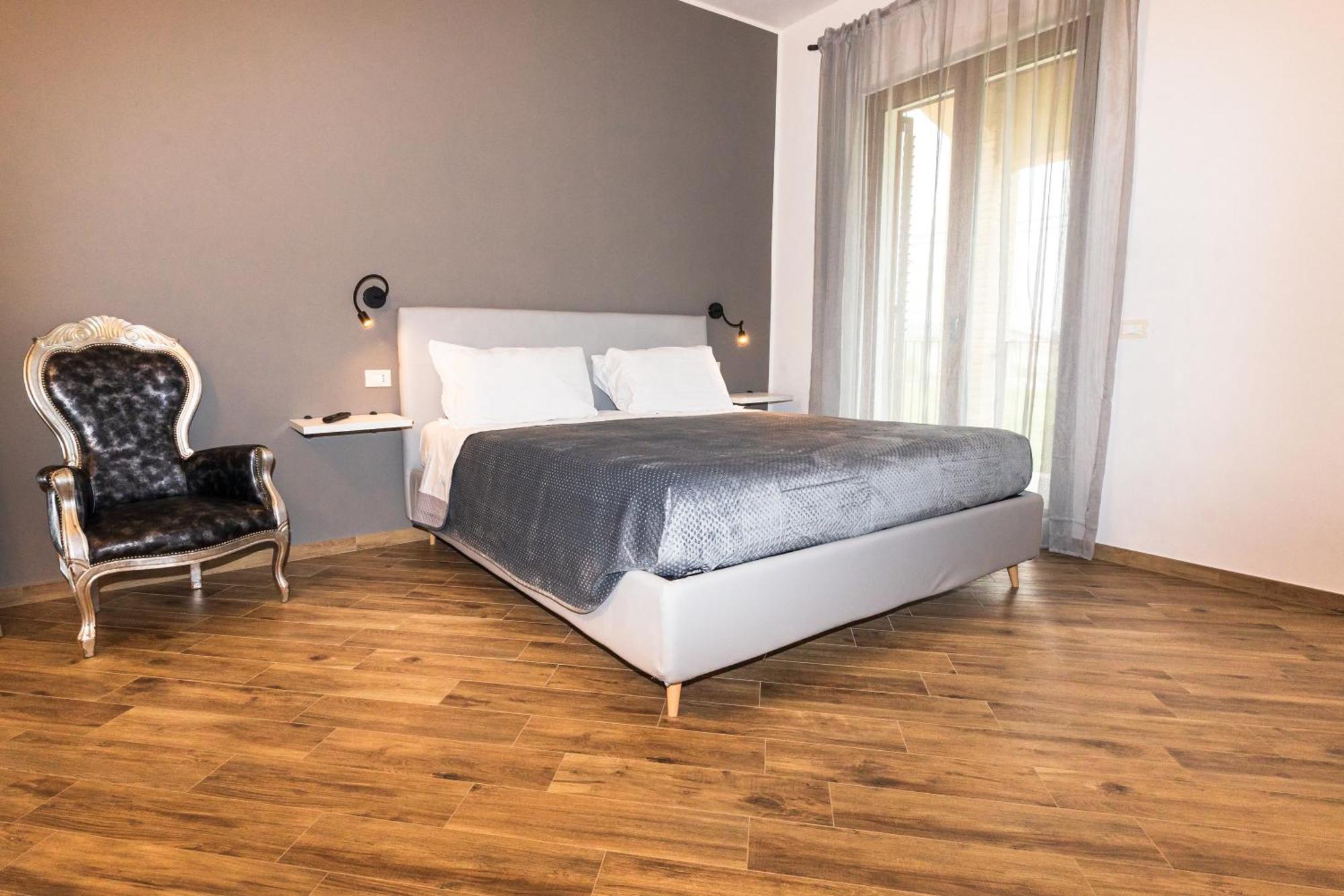 Casale Ferrantino Guest House Giulianova Exterior foto